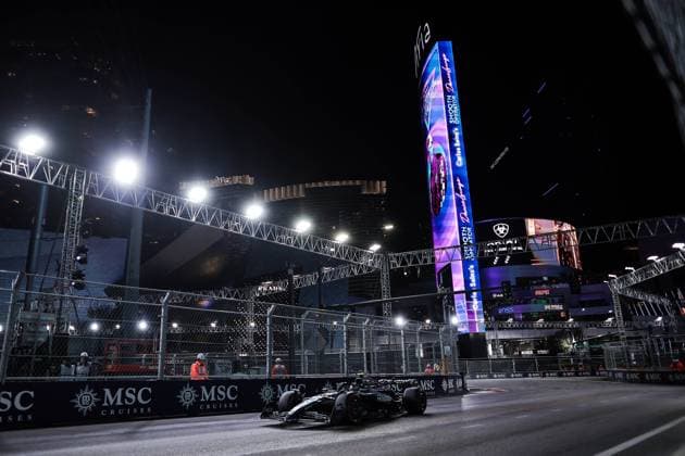 F1 - LAS VEGAS GRAND PRIX 2025 12 KIMI ANTONELLI Andrea (ita), Mercedes AMG F1 Team W16, action during the 2025 Formula 1 Las Vegas Grand Prix, 22th round of the 2025 FIA Formula One World Championship, WM, Weltmeisterschaft from November 21 to 23, 2025 on the Las Vegas Strip Circuit, in Paradise, Nevada, United States of America - ParadiseUnited States  Copyright: xEricxAlonsox