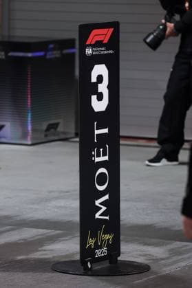 F1 - LAS VEGAS GRAND PRIX 2025 Moet and Chandon P3 banner during the 2025 Formula 1 Las Vegas Grand Prix, 22th round of the 2025 FIA Formula One World Championship, WM, Weltmeisterschaft from November 21 to 23, 2025 on the Las Vegas Strip Circuit, in Paradise, Nevada, United States of America - ParadiseUnited States  Copyright: xEricxAlonsox