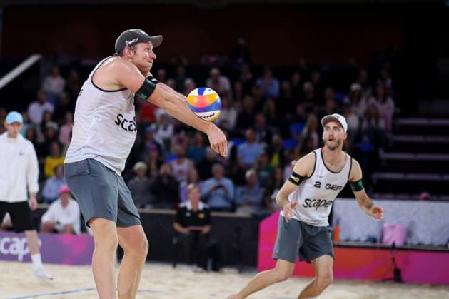 Beach volleyball, Beachvolleyball World Championship, WM, Weltmeisterschaft David Ahman and Jonatan Hellvig (SWE) v Nils Ehlers and Clemens Wickler (GER) during the Semi Final match of the Beach Volleyball World Championships at The Drive in Adelaide, Saturday, November 22, 2025. ( NO ARCHIVING, EDITORIAL USE ONLY ADELAIDE SOUTH AUSTRALIA AUSTRALIA  Copyright: xMATTxTURNERx 20251122112381798798
