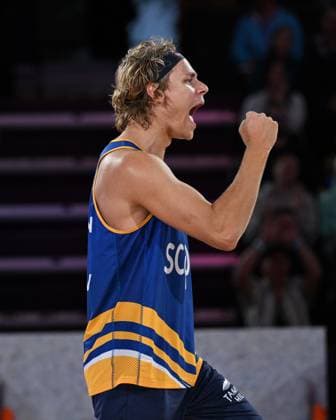 251122 David Ahman of Sweden reacts on winning a point during The Beach Volleyball World Championships Semi Final on November 22, 2025 in Adelaide Photo Michael Errey BILDBYRAN kod XY XY0085 beachvolleyboll beach volleyball sandvolleyball world championships semi finals bbeng semifinal  Copyright: MichaelxErrey BB251122BB273