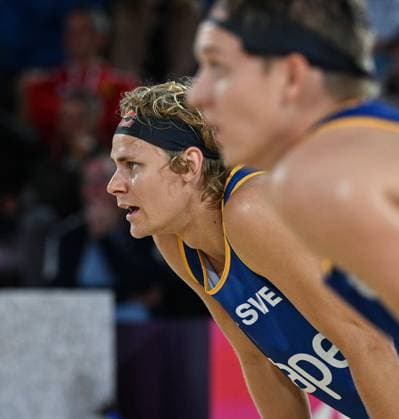 251122 David Ahman of Sweden during The Beach Volleyball World Championships Semi Final on November 22, 2025 in Adelaide Photo Michael Errey BILDBYRAN kod XY XY0085 beachvolleyboll beach volleyball sandvolleyball world championships semi finals bbeng semifinal  Copyright: MichaelxErrey BB251122BB338