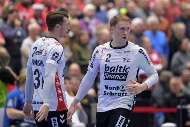 Emil Manfeldt Jakobsen SG Flensburg Handewitt 31 , Simon Pytlick SG Flensburg Handewitt 2 , GER, MT Melsungen SG Flensburg Handewitt, Handball, 1 Bundesliga, 13 Matchday, Season 2025 2026, 21 11 2025, GER, MT Melsungen SG Flensburg Handewitt, Handball, 1 Bundesliga, 13 Matchday, Season 2025 2026, 21 11 2025 Kassel Copyright: xEibner-Pressefotox xRolandxSippelx EP_RSL