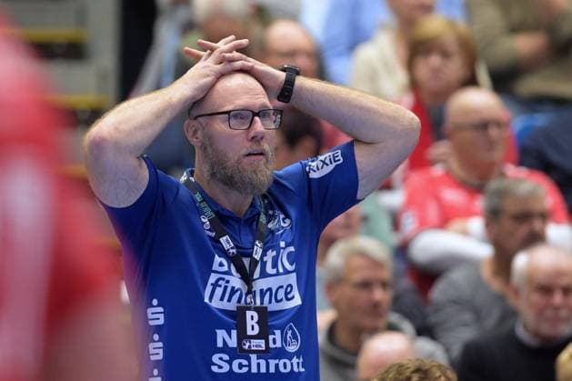 Ales Pajovic Coach SG Flensburg Handewitt , GER, MT Melsungen SG Flensburg Handewitt, Handball, 1 Bundesliga, Matchday 13, Season 2025 2026, 21 11 2025, GER, MT Melsungen SG Flensburg Handewitt, Handball, 1 Bundesliga, Matchday 13, Season 2025 2026, 21 11 2025 Kassel Copyright: xEibner-Pressefotox xRolandxSippelx EP_RSL