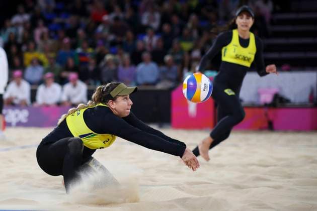 Beach volleyball, Beachvolleyball World Championship, WM, Weltmeisterschaft Carolina Solberg Salgadoand Rebecca Cavalcante Barbosa Silva (BRA) v Kristen Nuss and Taryn Brasher (USA) during the Semi Final match of the Beach Volleyball World Championships at The Drive in Adelaide, Saturday, November 22, 2025. ( NO ARCHIVING, EDITORIAL USE ONLY ADELAIDE SOUTH AUSTRALIA AUSTRALIA  Copyright: xMATTxTURNERx 20251122193562403669