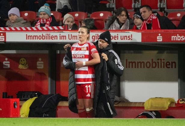 Soccer, Women, Season 2025 2026, Google Pixel Women Bundesliga 11 Matchday , 1 FC Union Berlin Hamburger SV 1 1 , Dina Orschmann 1 Women 1 FC Union , 21 11 2025, Copyright: xMatthiasxKochx