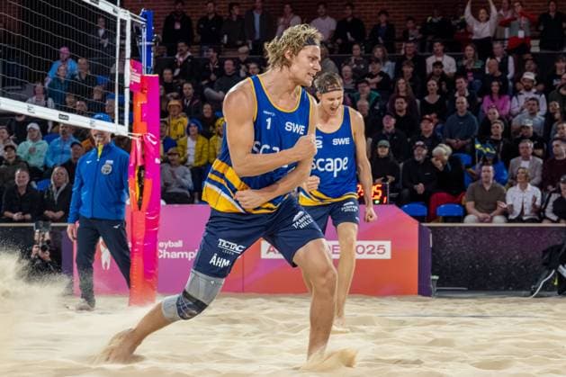 RECORD DATE NOT STATED ADELAIDE, AUSTRALIA - NOVEMBER 22: David Åhman (Player 1 - SWE), Jonatan Hellvig (Player 2 - SWE) during the Beach volleyball, Beachvolleyball World Championships at Adelaide on November 22, 2025 in Adelaide, Australia. Australia Copyright: xBEAUTIFULxSPORTS PeterxWeberx