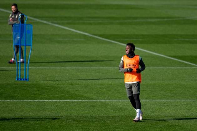 November 22, 2025, Valdebebas, Madrid, Spain: Vinicius Junior during the training day of Real Madrid ahead the Spanish League, LaLiga EA Sports, football match against Elche CF at Ciudad Deportiva Real Madrid on November 22, 2025, in Valdebebas, Madrid, Spain. Valdebebas Spain - ZUMAa181 20251122_zaa_a181_002 Copyright: xOscarxJ.xBarrosox