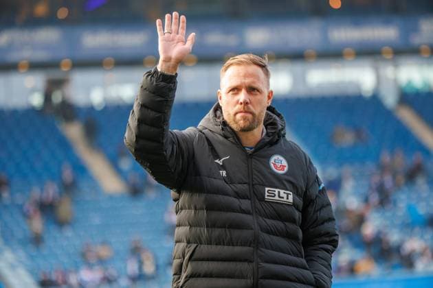 Coach Daniel Brinkmann Rostock GER, FC Hansa Rostock vs 1 FC Schweinfurth 05, Football, Men, 3 Liga, 15 Matchday, Season 2025 2026, 22 11 2025 Rostock Ostseestadion Mecklenburg Vorpommern Germany