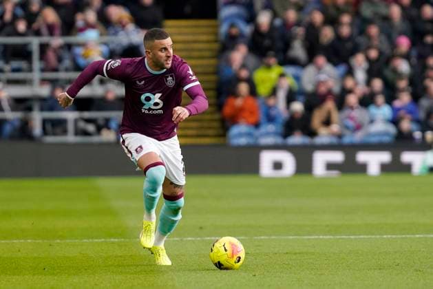 Burnley v Chelsea FC, Burnley, UK - 22 Nov 2025 Kyle Walker of Burnley FC during the Premier League match between Burnley and Chelsea FC at Turf Moor, Burnley on 22 November 2025 ( Burnley Turf Moor Burnley England Copyright: xHarryxCornish PPAUKx PPA-231034
