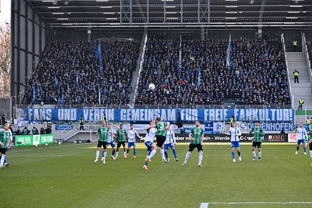 Fan protest of Schalke fans with boycott 22 11 2025, Football 2 Bundesliga, Season 2025 2026, 13 Matchday, Preußen Münster FC Schalke 04 DFL regulations prohibit any use of photographs as image sequences and or quasi video Muenster Preussenstadion Nordrhein Westfalen Germany Team2