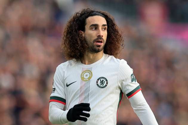 Burnley v Chelsea Premier League 22 11 2025. Marc Cucurella (3) of Chelsea during the Premier League match between Burnley and Chelsea at Turf Moor, Burnley, England on 22 November 2025. Burnley Turf Moor Lancashire England Editorial use only DataCo restrictions apply See www.football-dataco.com , Copyright: xConorxMolloyx PSI-23234-0044
