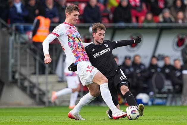 22 11 2025, xydrx, Fußball, 3 Liga, FC Viktoria Köln SC Verl, Saison 2025 2026, Sportpark Höhenberg Christoph Greger FC Viktoria Köln 15 im Zweikampf gegen Yari Otto SC Verl 28 DFB regulations prohibit any use of photographs as image sequences and or quasi video Nordrhein Westfahlen Germany