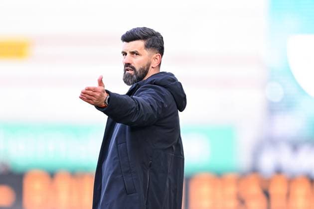 22 11 2025, Football, 2 Bundesliga, Season 2025 2026, Matchday 13, Preußen Münster FC Schalke 04, Coach Miron Muslic FC Schalke 04 xRHR PHOTO YYx Copyright: KROEGER RHR-FOTOx RHR-FOTO YY
