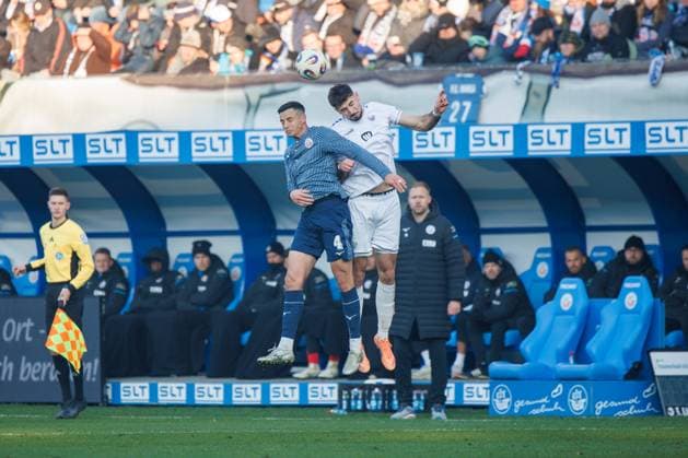 left Kenan Fatkic Rostock vs Lucas Zeller FCS GER, FC Hansa Rostock vs 1 FC Schweinfurth 05, Football, Men, 3 Liga, Matchday 15, Season 2025 2026, 22 11 2025 Rostock Ostseestadion Mecklenburg Vorpommern Germany