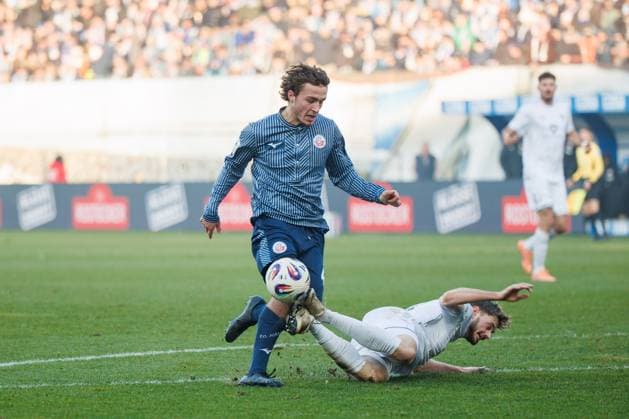 left Benno Dietze Rostock vs Luca Trslic FCS GER, FC Hansa Rostock vs 1 FC Schweinfurth 05, Football, Men, 3 Liga, Matchday 15, Season 2025 2026, 22 11 2025 Rostock Ostseestadion Mecklenburg Vorpommern Germany