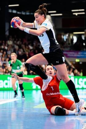 Handball, Womens Laenderspiel Germany Switzerland Emily Vogel Germany , Tabea Schmid Switzerland Goeppeingen EWS Arena Germany
