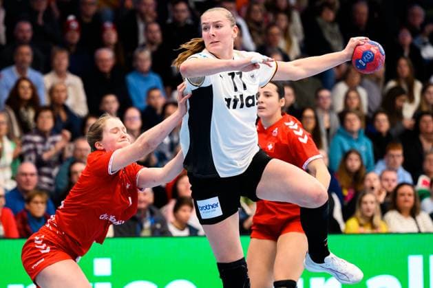 Handball, Women Laenderspiel Germany Switzerland Viola Leuchter Germany Goeppeingen EWS Arena Germany