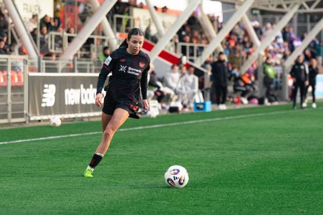 Loreen Bender (Bayer Leverkusen, 19) during the Google Pixel Frauen Bundesliga game between Bayer 04 Leverkusen and SGS Essen at Ulrich - Haberland Stadium in Levekusen, Germany Copyright: xLeoniexKiehlx xSPPx Sportspressphoto_SPR64714
