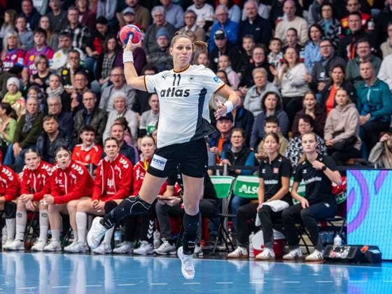Xenia Smits Germany, 11 on tempo counterattack, Germany vs Switzerland, handball, international match, women, 2025 2026 season, 22 11 2025, Germany vs Switzerland, handball, international match, women, 2025 2026 season, 22 11 2025 Goeppingen Copyright: xEibner-Pressefoto MichaelxSchmidx EP_MST