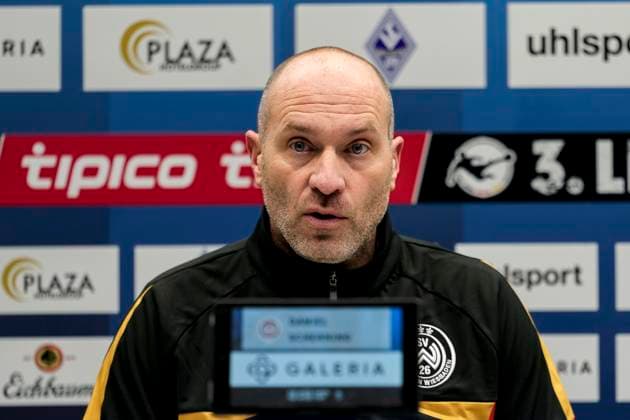 Daniel Scherning coach, head coach, SVWW , single picture, single photo, action, action, at the press conference after the match, PK, press conference, press appointment, media appointment, 22 11 2025, Mannheim Germany , football, 3 Liga, SV Waldhof Mannheim SV Wehen Wiesbaden, DFB DFL REGULATIONS PROHIBIT ANY USE OF PHOTOGRAPHS AS IMAGE SEQUENCES AND OR QUASI VIDEO xozx