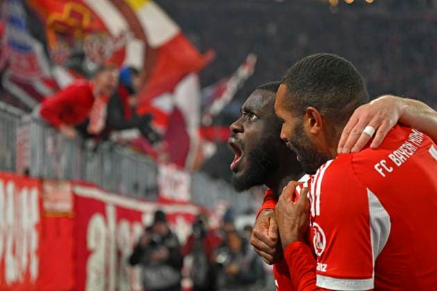 22 11 2025, Soccer Bundesliga 2025 2026, Matchday 11, FC Bayern Munich SC Freiburg, in the Allianz Arena Munich, Goal celebration v l Dayot Upamecano FC Bayern Munich and Jonathan Tah FC Bayern Munich DFL and DFB regulations prohibit any use of photographs as image sequences and or quasi video