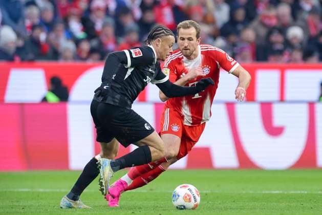 Derry Scherhant SC Freiburg and Harry Kane FC Bayern Muenchen battle for the ball, Bundesliga, FC Bayern München v Sport Club Freiburg, Allianz Arena, November 22, 2025 in Munich, Germany Photo by Marco Steinbrenner DeFodi Images Derry Scherhant SC Freiburg and Harry Kane FC Bayern Muenchen battle for the ball, Bundesliga, FC Bayern München v Sport Club Freiburg, Allianz Arena, November 22, 2025 in München, Germany Photo by Marco Steinbrenner DeFodi Images DFL regulations prohibit any use of photographs as image sequences and or quasi video