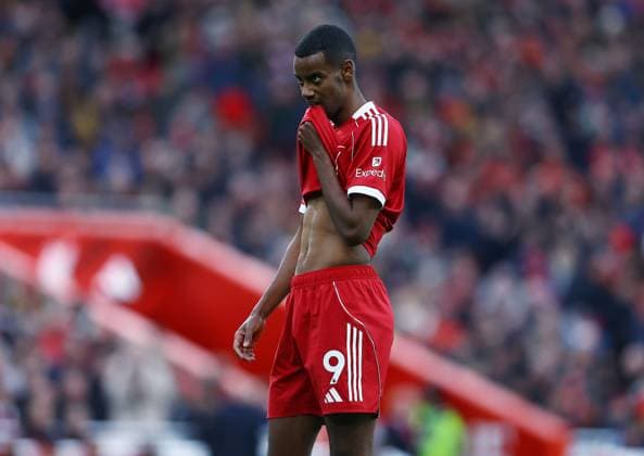 Alexander Isak of Liverpool looks dejected Liverpool v Nottingham Forest, Premier League, Football, Anfield, Liverpool, UK - 22 Nov 2025Liverpool Anfield United Kingdom EDITORIAL USE ONLY No use with unauthorised audio, video, data, fixture lists, club league logos or live services. Online in-match use limited to 120 images, no video emulation. No use in betting, games or single club league player publications. Copyright: xMattxWest Shutterstockx 15860648ai