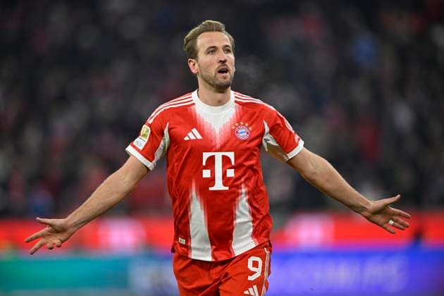 TOR zum 4:2 Harry Kane FC Bayern Muenchen FCB (09) Torjubel FC Bayern Muenchen SC Freiburg SCF 22.11.2025 DFL REGULATIONS PROHIBIT ANY USE OF PHOTOGRAPHS AS IMAGE SEQUENCES AND OR QUASI-VIDEO FC Bayern Muenchen SC Freiburg SCF *** GOAL to 4 2 Harry Kane FC Bayern Muenchen FCB 09 Goal celebration FC Bayern Muenchen SC Freiburg SCF 22 11 2025 DFL REGULATIONS PROHIBIT ANY USE OF PHOTOGRAPHS AS IMAGE SEQUENCES AND OR QUASI VIDEO FC Bayern Muenchen SC Freiburg SCF