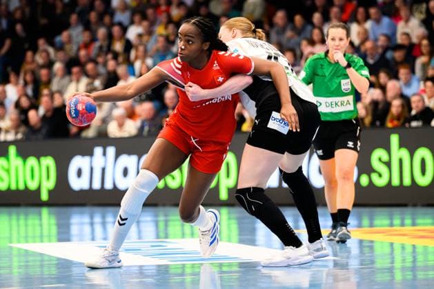 Handball, Women Laenderspiel Germany Switzerland Clairebel Coker Switzerland , Jolina Huhnstock Germany Goeppeingen EWS Arena Germany