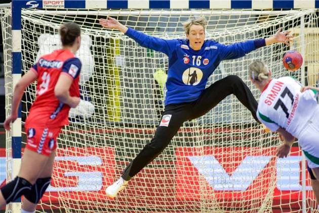 Posten Cup Norway Hungary Sotra 20251122 Norway s goalkeeper Katrine Lunde during the handball match between Norway and Hungary during the Posten Cup in Sotra Arena Photo Paul S Amundsen NTB Sotra Norway EDITORIAL USE ONLY RESTRICTED USE FOR BETTING COMPANIES  Copyright: xPaulxS.xAmundsenx xNTBx