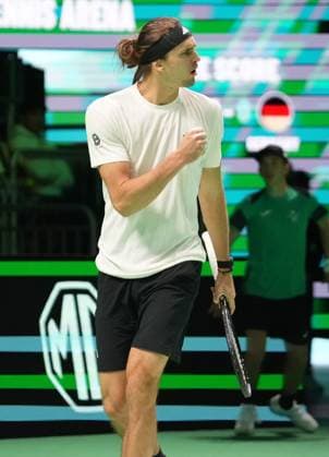 November 22, 2025, Bologna, Bretagne, Italy: Alexander Zverev of Germany during Davis Cup 2025, Final 8, Tennis event on 22November 2025 in Bologna, Italy - Photo Bologna Italy - ZUMAl193 20251122_zsp_l193_093 Copyright: xLaurentxLairysx