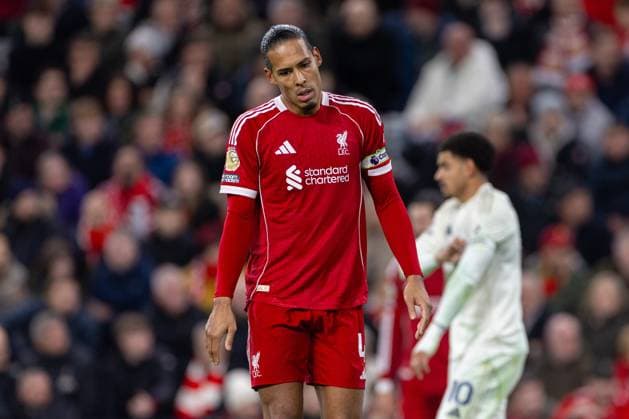 Football - FA Premier League - Liverpool FC v Nottingham Forest FC LIVERPOOL, ENGLAND - Saturday, November 22, 2025: Liverpool s captain Virgil van Dijk during the FA Premier League match between Liverpool FC and Nottingham Forest FC at Anfield. (Photo by David Rawcliffe Propaganda) LIVERPOOL Anfield MERSEYSIDE ENGLAND  Copyright: xDavidxRawcliffex P2025-11-22-Liverpool_Nottingham_Forest-85