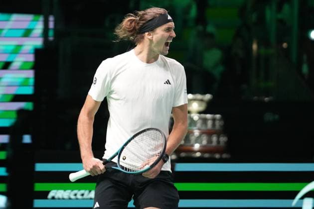 November 22, 2025, Bologna, Bretagne, Italy: Alexander Zverev of Germany during Davis Cup 2025, Final 8, Tennis event on 22November 2025 in Bologna, Italy - Photo Bologna Italy - ZUMAl193 20251122_zsp_l193_099 Copyright: xLaurentxLairysx