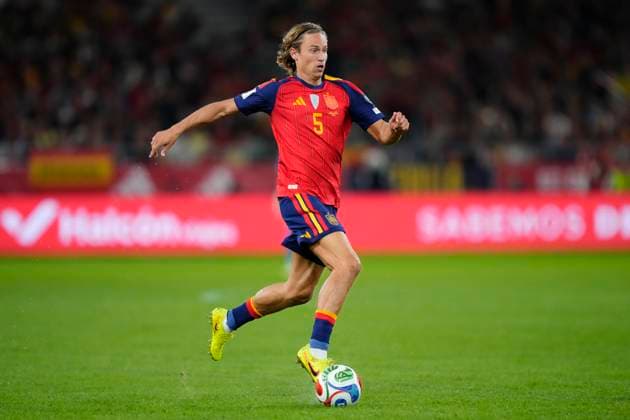 Spain v Türkiye - FIFA World Cup, WM, Weltmeisterschaft, Fussball 2026 Qualifier Marcos Llorente right-back of Spain and Atletico de Madrid during the FIFA World Cup 2026 qualifier match between Spain and Türkiye at Estadio de La Cartuja on November 18, 2025 in Seville, Spain. Seville Spain  Copyright: xJosexBretonx originalFilename:bretonhernandez-spainvtr251118_npFSa.jpg