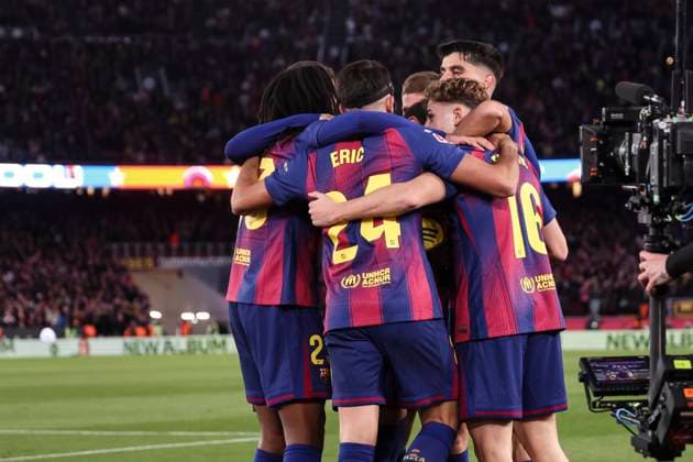November 22, 2025, Barcelona, Barcelona, SPAIN: Fermin Lopez of FC Barcelona, Barca celebrates a goal with teammates during the Spanish league, La Liga EA Sports, football match played between FC Barcelona and Athletic Club at Spotify Camp Nou stadium on November 22, 2025 in Barcelona, Spain. Barcelona SPAIN - ZUMAa181 20251122_zaa_a181_135 Copyright: xJavierxBorregox