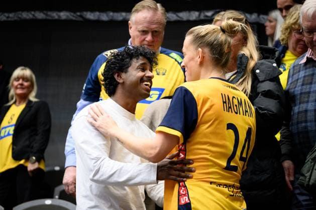 251122 Loui Sand and Nathalie Hagman of Sweden after the international friendly handball match between Sweden and Denmark on November 22, 2025 in Halmstad Photo Carl Sandin BILDBYRAN code CS CS0808 handball handball handball landslaget sverige sweden danmark national team denmark dam bbeng  Copyright: CARLxSANDIN BB251122CS060