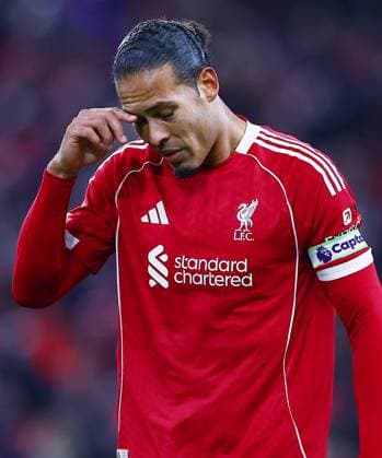 Virgil van Dijk of Liverpool looks dejected Liverpool v Nottingham Forest, Premier League, Football, Anfield, Liverpool, UK - 22 Nov 2025Liverpool Anfield United Kingdom EDITORIAL USE ONLY No use with unauthorised audio, video, data, fixture lists, club league logos or live services. Online in-match use limited to 120 images, no video emulation. No use in betting, games or single club league player publications. Copyright: xMattxWest Shutterstockx 15860648aw