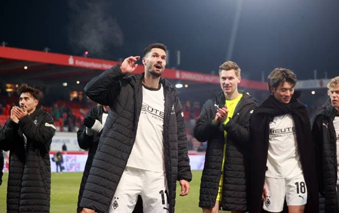 22 11 25 1 FC Heidenheim Borussia Mönchengladbach Germany, Heidenheim, 22 11 2025, Football, Bundesliga, Season 2025 2026, 1 FC Heidenheim Borussia Mönchengladbach Tim Kleindienst Borussia Mönchengladbach