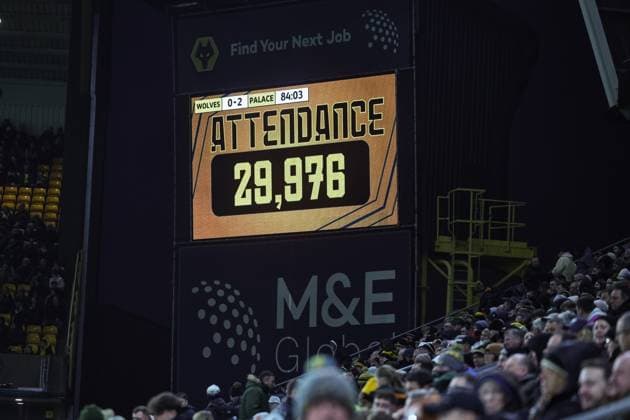 Premier League Wolverhampton Wanderers v Crystal Palace Today attendance 29,976 during the Premier League match Wolverhampton Wanderers vs Crystal Palace at Molineux, Wolverhampton, United Kingdom, 22nd November 2025 (Photo by Mark Cosgrove News Images) Wolverhampton Molineux West Midlands United Kingdom Copyright: xMarkxCosgrove NewsxImagesx