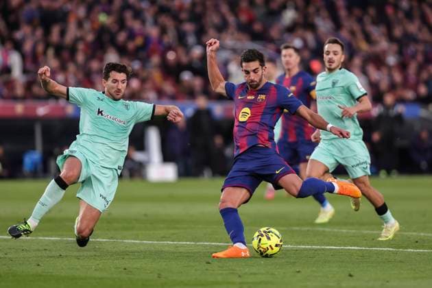November 22, 2025, Barcelona, Barcelona, SPAIN: Ferran Torres of FC Barcelona, Barca in action during the Spanish league, La Liga EA Sports, football match played between FC Barcelona and Athletic Club at Spotify Camp Nou stadium on November 22, 2025 in Barcelona, Spain. Barcelona SPAIN - ZUMAa181 20251122_zaa_a181_146 Copyright: xJavierxBorregox