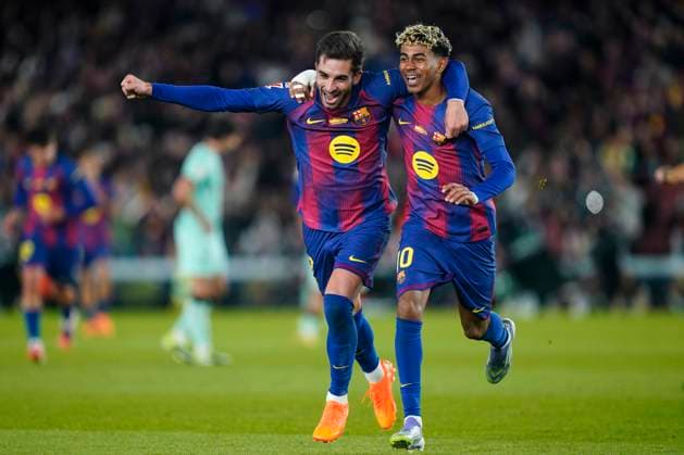 ESP: FC Barcelona, Barca - Athletic Club. La Liga EA Sports. Date 13 Ferran Torres of FC Barcelona celebrates the 4-0 with Lamine Yamal during the La Liga EA Sports match between FC Barcelona and Athletic Club played at Spotify Camp Nou Stadium on November 22, 2025 in Barcelona, Spain. kpng Copyright: xSergioxRuizx xIMAGOx PS_251122_BAR_ATH_055