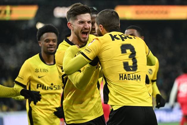 BERN, SWITZERLAND NOVEMBER 22 Jaouen Hadjam of Young Boys r celebrate his Goal with Armin Gigovic l of Young Boys 1 0 during the Swiss Super League match between BSC Young Boys and FC Winterthur at Stadion Wankdorf on November 22, 2025 in Bern, Switzerland Bern Stadion Wankdorf Bern Switzerland Copyright: xJustPictures.ch ManuelxWinterbergerx jp-en-EuSpIm-MWI_5683