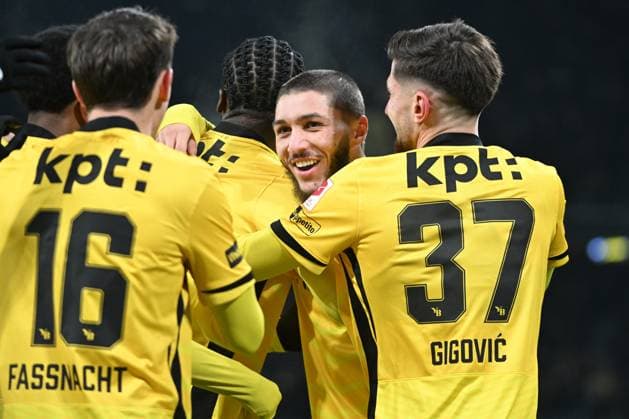 BERN, SWITZERLAND NOVEMBER 22 Jaouen Hadjam of Young Boys c celebrating his score 1 0 during the Swiss Super League match between BSC Young Boys and FC Winterthur at Stadion Wankdorf on November 22, 2025 in Bern, Switzerland Bern Stadion Wankdorf Bern Switzerland Copyright: xJustPictures.ch ManuelxWinterbergerx jp-en-EuSpIm-MWI_5685