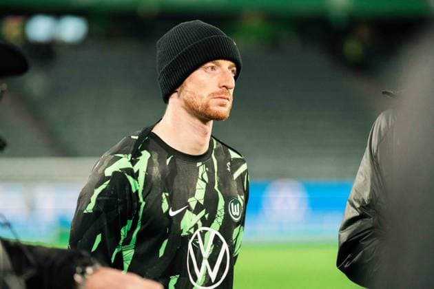 Germany, Soccer, 1 Bundesliga 2025 26, Matchday 11 VfL Wolfsburg vs Bayer Leverkusen Volkswagen Arena Wolfsburg Maximilian Arnold 27, VfL Wolfsburg Copyright: xJamesxZabelx