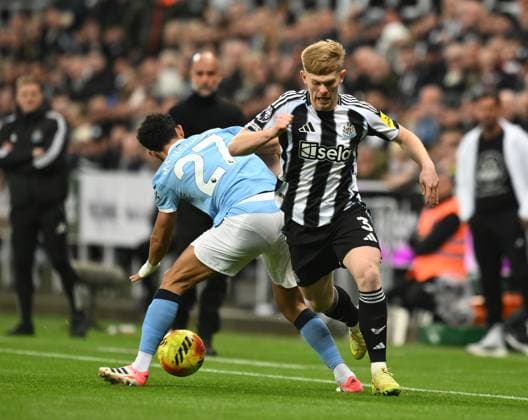Lewis Hall of Newcastle United Newcastle United v Manchester City, Premier League, Football, St James Park, Newcastle, UK - 22 Nov 2025Newcastle St James Park United Kingdom EDITORIAL USE ONLY No use with unauthorised audio, video, data, fixture lists, club league logos or live services. Online in-match use limited to 120 images, no video emulation. No use in betting, games or single club league player publications. Copyright: xRichardxLee Shutterstockx 15860905z