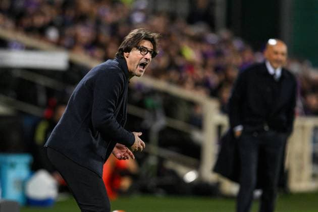 Foto IPP Roberto Ramaccia Firenze 22 11 2025 Campionato di Calcio Serie A 2025 2026 Fiorentina vs Juventus Nella foto Paolo Vanoli head coach of AC Fiorentina Italy Photo Press - World Copyright Firenze italy Italia ITALY  Copyright: xR4924_italyphotopressx