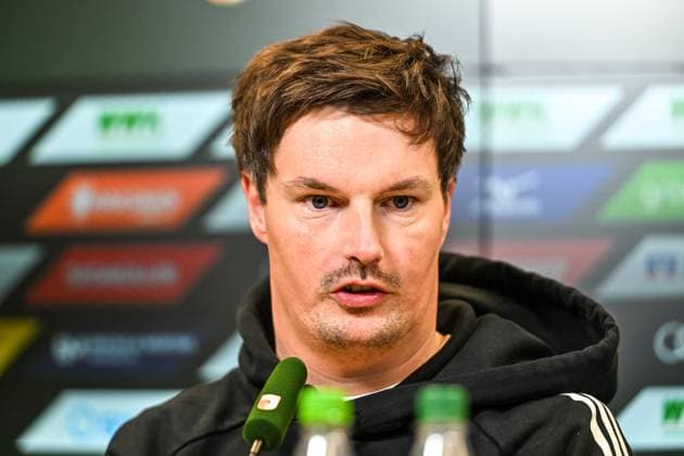GER, 1 FBL, FC Augsburg vs Hamburger SV 22 11 2025, WWK Arena, Augsburg, GER, 1 FBL, FC Augsburg vs Hamburger SV, in the picture Merlin Polzin Hamburger SV , press conference after the match nordphotoxGmbHx xHafner nph00200