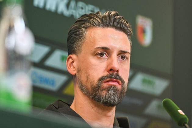 GER, 1 FBL, FC Augsburg vs Hamburger SV 22 11 2025, WWK Arena, Augsburg, GER, 1 FBL, FC Augsburg vs Hamburger SV, in the picture Sandro Wagner FC Augsburg , press conference after the match nordphotoxGmbHx xHafner nph00200