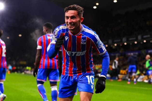 Wolverhampton Wanderers v Crystal Palace, Premier League Yeremy Pino of Crystal Palace celebrates his goal making it 2-0 during the Wolverhampton Wanderers v Crystal Palace Premier League match at Molineux Stadium, Wolverhampton, England on 22 November 2025 Credit: Ryan Crockett Every Second Media Editorial use only. All images are copyright Every Second Media Limited. No images may be reproduced without prior permission. All rights reserved. Premier League and Football League images are subject to licensing agreements with Football DataCo Limited. see https: www.football-dataco.com Copyright: xIMAGO EveryxSecondxMediax ESM-1671-0106 RyanxCrockettx xEveryxSecondxMediax