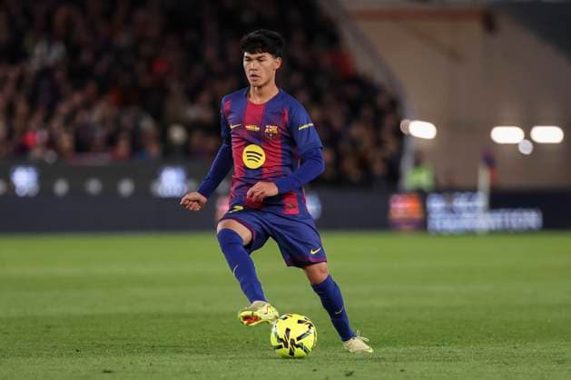 November 22, 2025, Barcelona, Barcelona, SPAIN: Pedro Fernandez of FC Barcelona, Barca in action during the Spanish league, La Liga EA Sports, football match played between FC Barcelona and Athletic Club at Spotify Camp Nou stadium on November 22, 2025 in Barcelona, Spain. Barcelona SPAIN - ZUMAa181 20251122_zaa_a181_176 Copyright: xJavierxBorregox